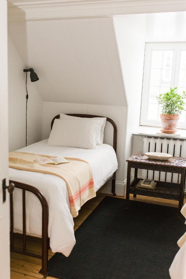 Le Vieux Presbytere Saint-Vallier Ngoại thất bức ảnh