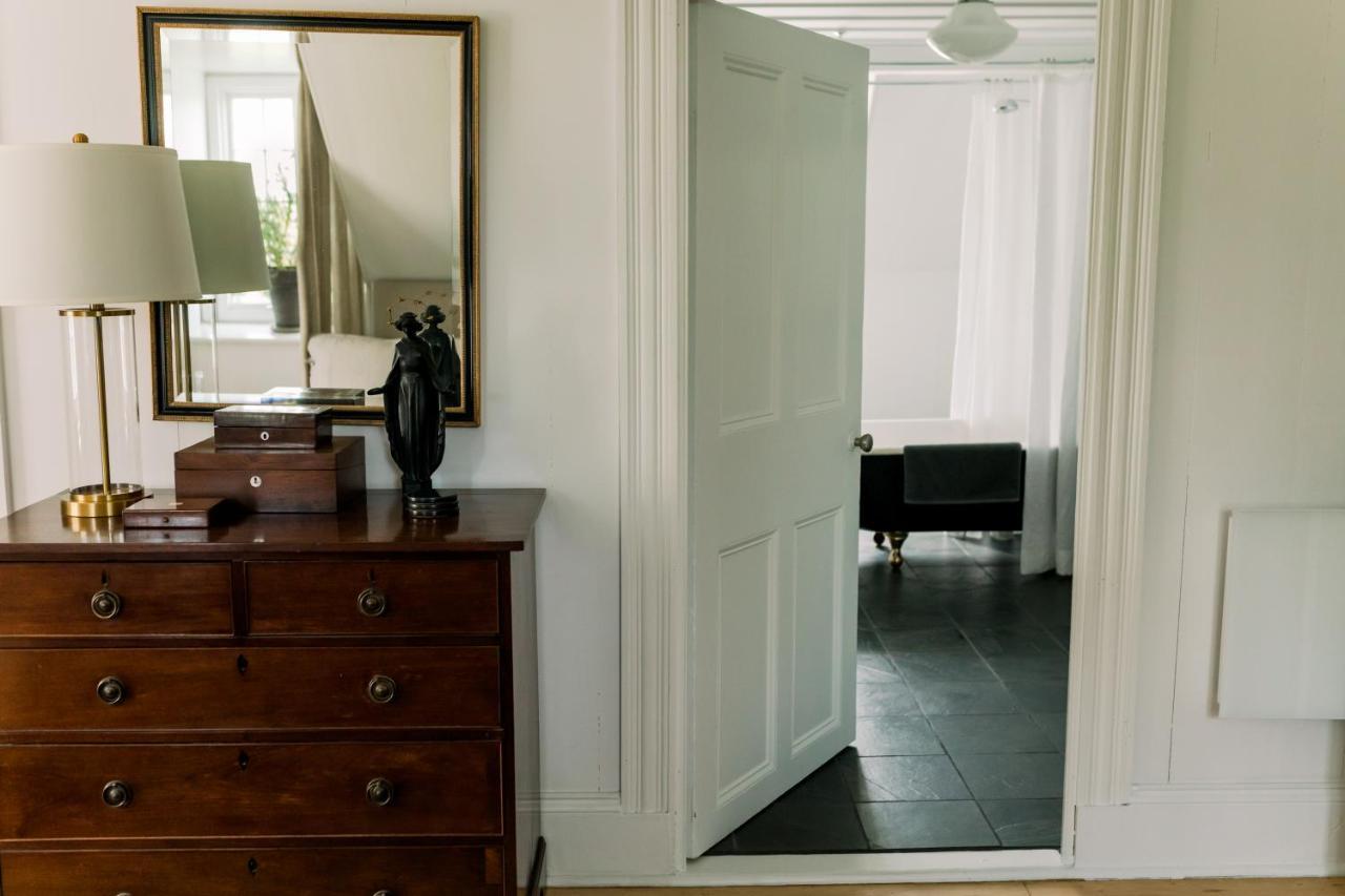 Le Vieux Presbytere Saint-Vallier Ngoại thất bức ảnh